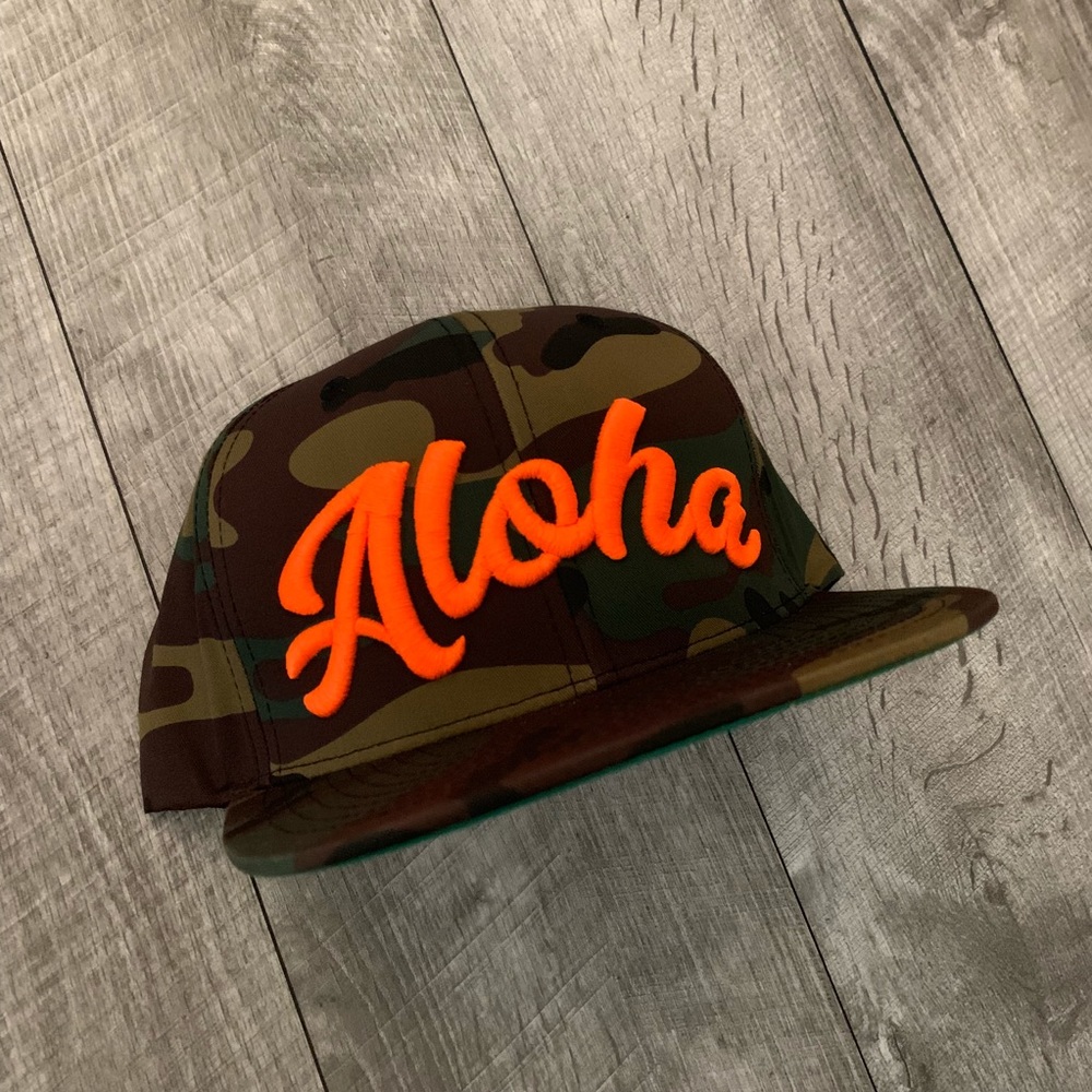 Camo SnapBack - Orange Aloha